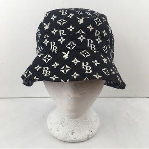 Iso Playboy Bucket Hat 